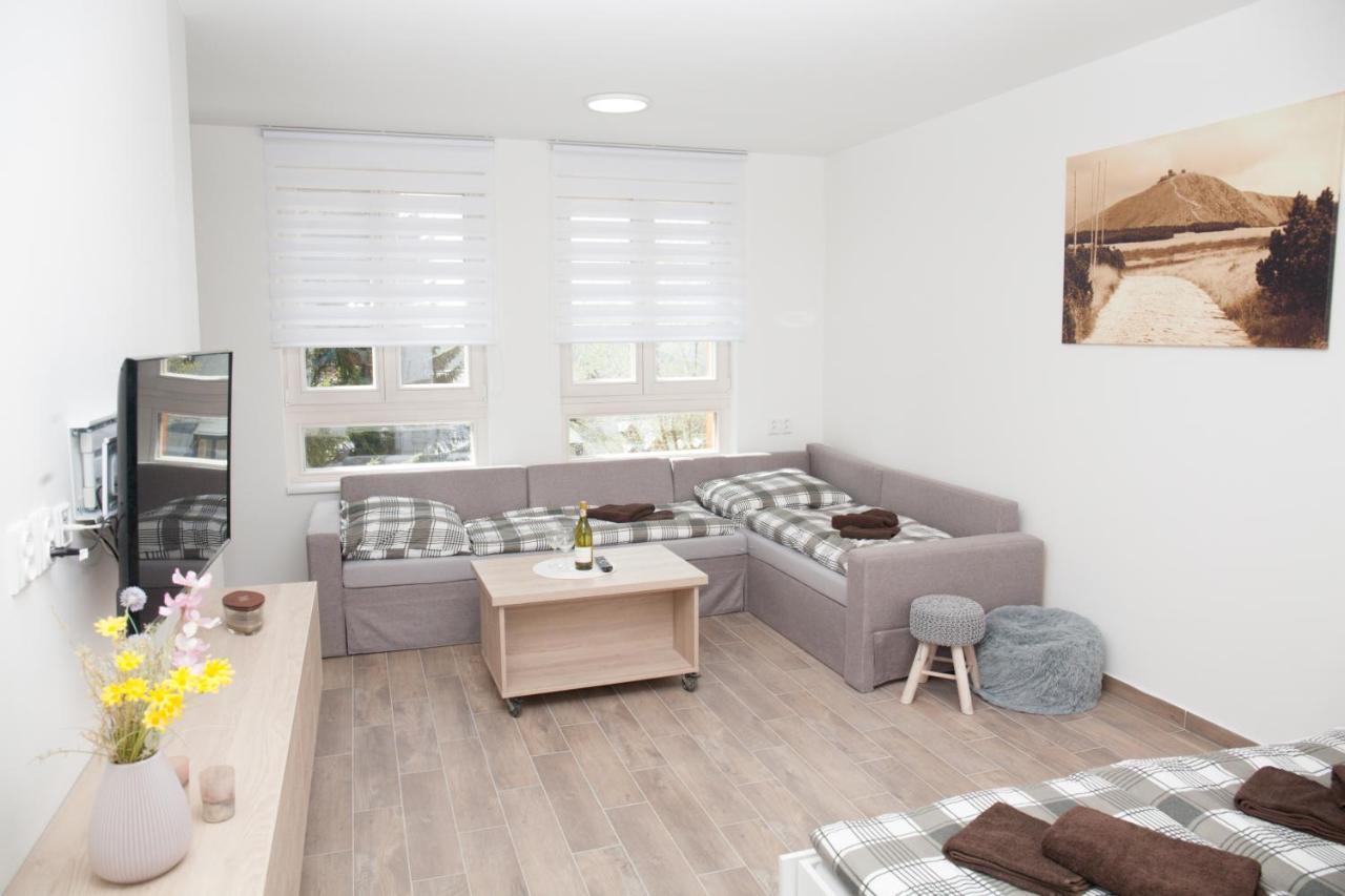 Apartman Horni Misecky J4 Екстер'єр фото